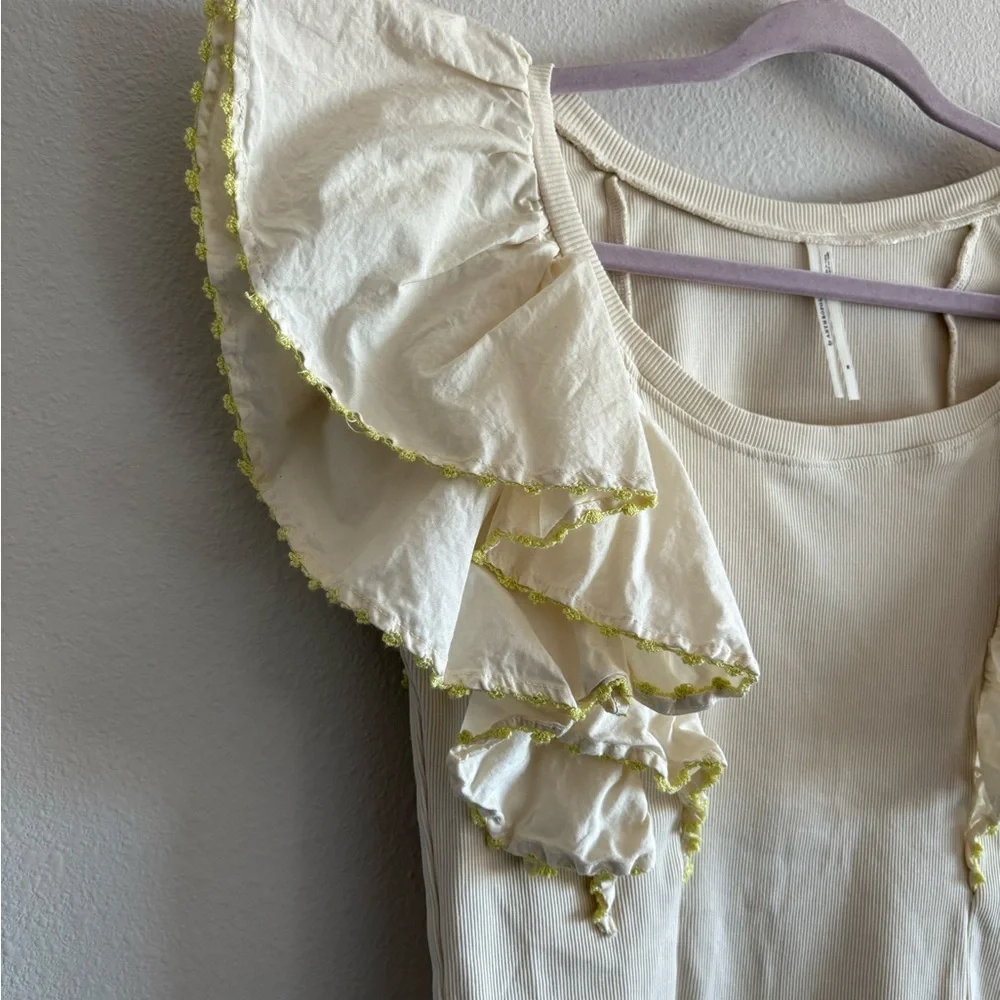 Anthropologie Oversized Ruffles Short Sleeve Ribbed Top Women’s Medium Cream - Picture 8 of 12